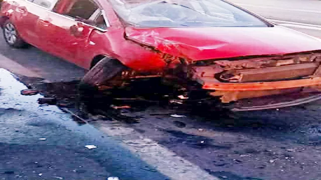 انقلاب سيارة ملاكي بطريق القطامية 