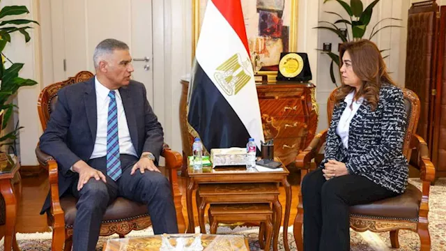 الدكتورة منال عوض واللواء دكتور إسماعيل كمال