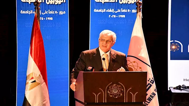 الدكتور أيمن عاشور وزير التعليم العالي 