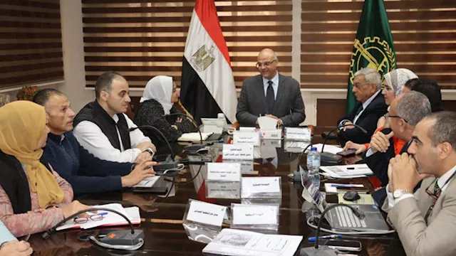 اجتماع محافظ القليوبية