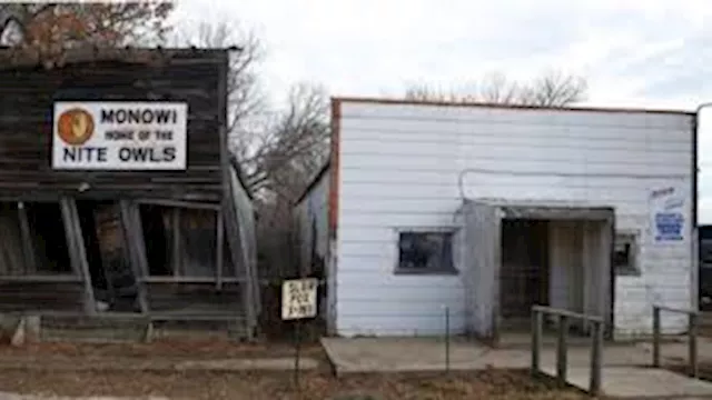  تعرف على سر أغرب قرية في العالم