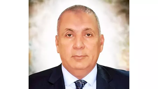 لواء محمد الزملوط محافظ الوادي الجديد