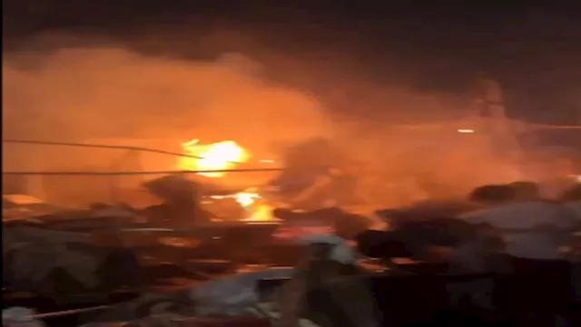 قصف خيام النازحين