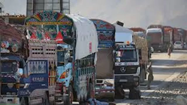باكستان توافق على فتح معبرين حدوديين مع أفغانستان 