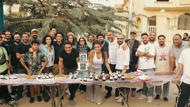 صناع فيلم إن غاب القط