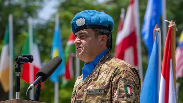 قائد قوات اليونيفيل اللواء ديودوتو أبجينارا