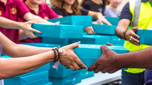 المتطوعين بالجمعيات الخيرية