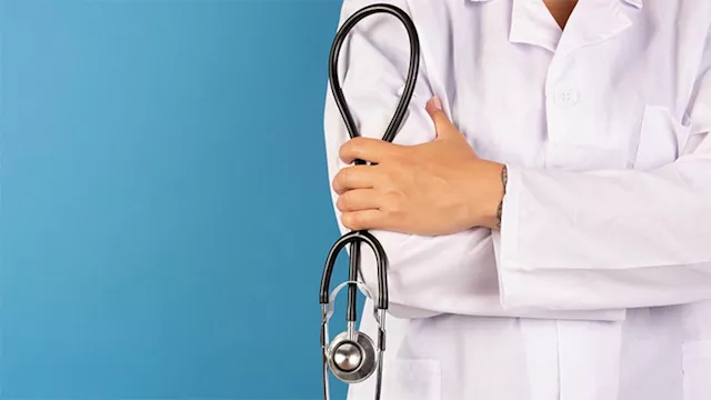 باحثون يفندون أشهر الشائعات الطبية