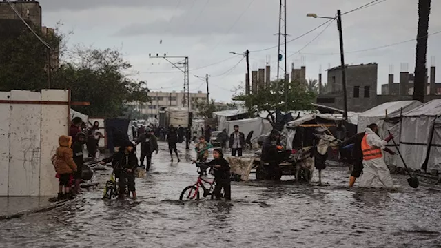 العاصفة ''بايرون''