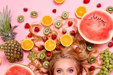 شعرِك تاج جمالِك- 5 فواكه تحفزه على النمو