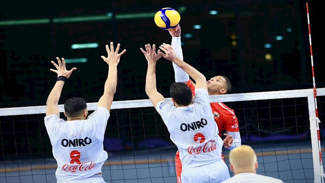 طائرة الأهلي والزمالك