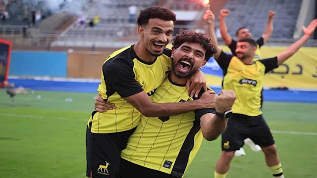احتفال لاعبي وادي دجلة بالصعود إلى الدوري المصري ا