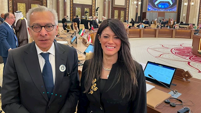 الدكتورة رانيا المشاط مع الدكتور عامر البساط