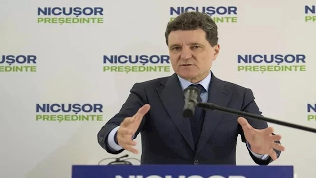 نيكوسور دان