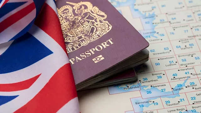 ارتفاع غير مسبوق في طلبات الأمريكيين للجنسية البري