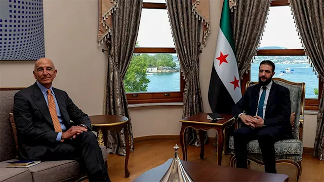 الشرع يلتقي المبعوث الأمريكي في تركيا