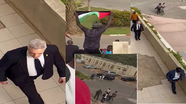 طلاب يطردون السفير الإسرائيلي من جامعة سنغالية