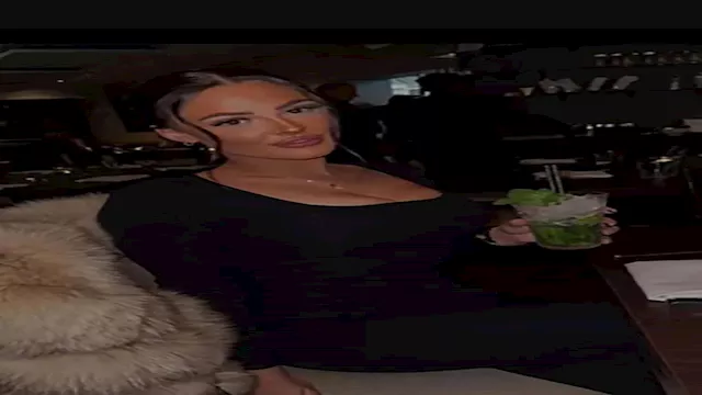 مضيفة الطيران