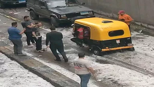 إزالة الثلوج في الإسكندرية (7)