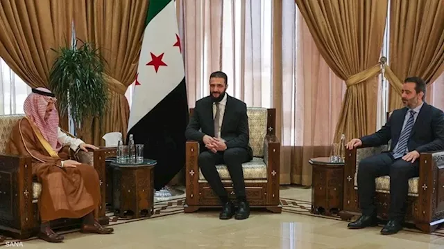الشرع يستقبل وزير الخارجية السعودي 