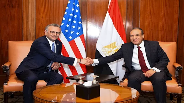عبد العاطي ومستشار الرئيس الأمريكي يبحثان تطورات ل