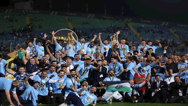 احتفلات بيراميدز وسط علم فلسطين  (3)