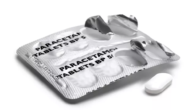 سحب عبوات باراسيتامول في بريطانيا 
