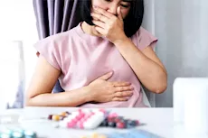 لحماية معدتك- 5 مشروبات تناولها بعد الأدوية