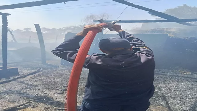 إخماد حريق - ارشيفية 