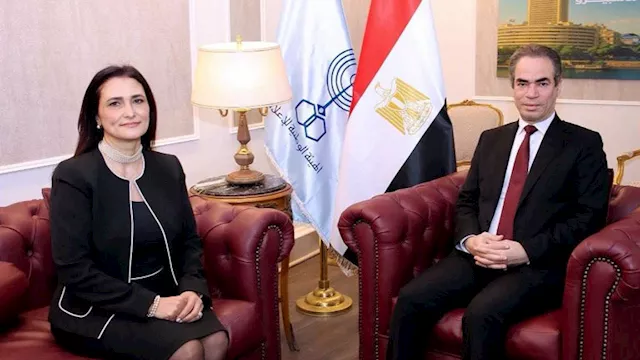 الكاتب أحمد المسلماني والإعلامية دينا نبيل عثمان