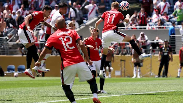 ريفر بليت ضد أوراوا