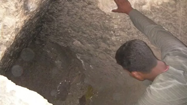 مقبرة اثرية