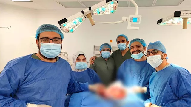 استئصال ورم بالغدة النكافية لمريض