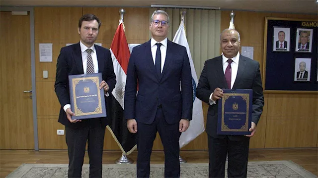 مصر توقع اتفاقية مع ''لوك أويل'' للتنقيب عن البترو