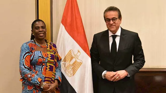 وزير الصحة يبحث مع مفوضة الاتحاد الإفريقي تعزيز ال