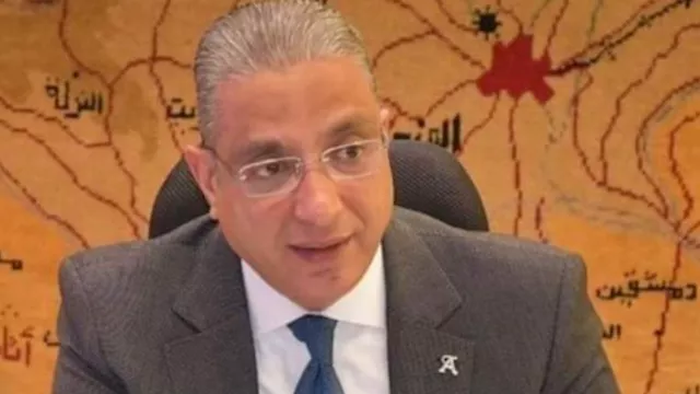 الدكتور أحمد الأنصارى محافظ الفيوم