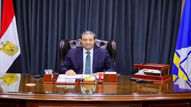 الدكتور أيمن الشهابى محافظ دمياط