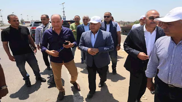 الفريق كامل الوزير، وزير النقل والصناعة