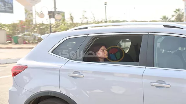 إلهام شاهين في جنازة سميحة أيوب