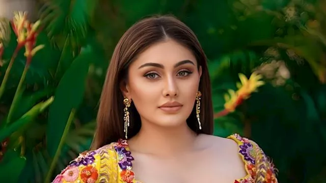 الممثلة شيفالي جاريوالا