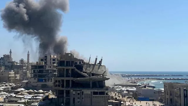 استهداف استراحة على شاطئ غزة