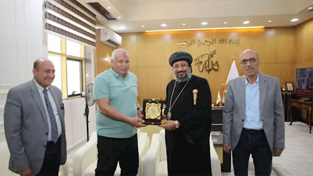 محافظ الوادي الجديد يستقبل وفدا كنسيا للتهنئة بعيد