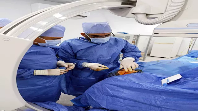 إنقاذ حياة سيدة وجنينها في سوهاج من انسداد كامل بض