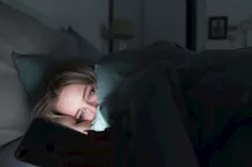 استخدام التكنولوجيا المفرط.. كيف يؤثر على الصحة الجسدية والنفسية؟