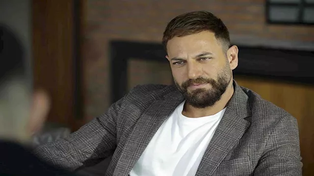 نيكولا معوض                                       