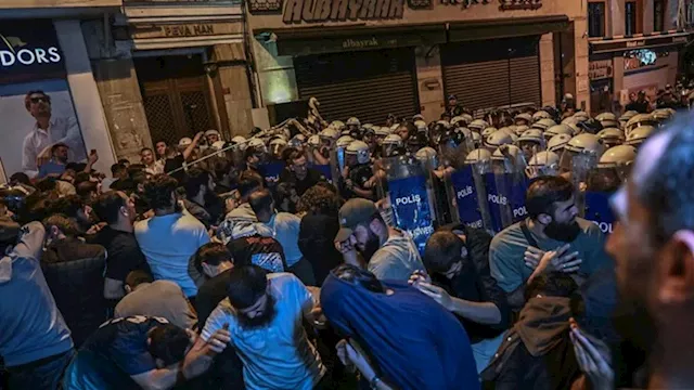 ما قصة الرسوم المسيئة للنبي محمد في تركيا