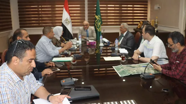 المهندس أيمن عطية خلال الإجتماع