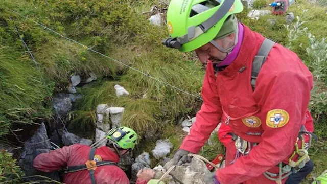 إنقاذ مستكشف