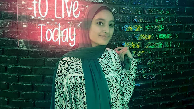 الطالبة ياسمين حسام التاسعة على الجمهورية في الثان