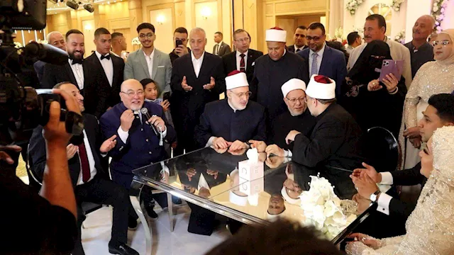 مختار جمعة يحتفل بعقد قران كريمته